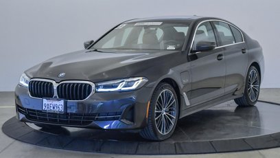 Certified 2022 BMW 530e w/ Premium Package