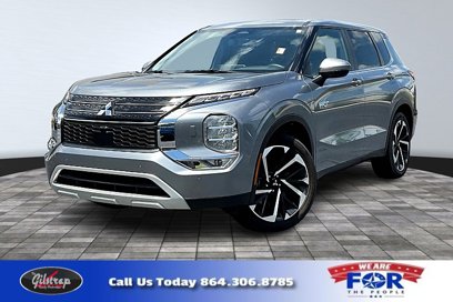 Used 2023 Mitsubishi Outlander SE