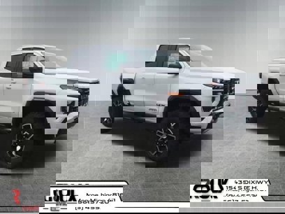 New 2024 GMC Canyon AT4X