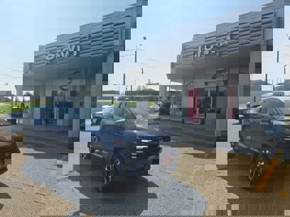 New 2025 Nissan Kicks SV w/ Charging Package