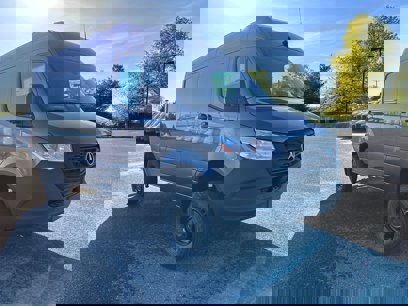 New 2025 Mercedes-Benz Sprinter 2500