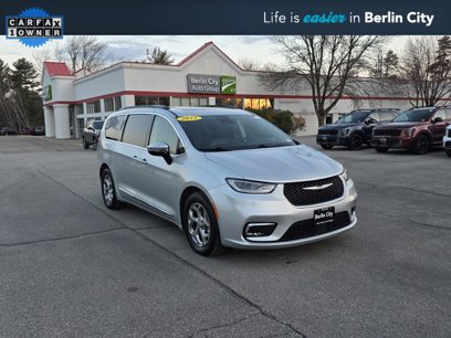 Used 2023 Chrysler Pacifica Limited