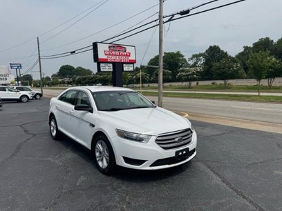 Used 2017 Ford Taurus SE
