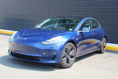 Used 2018 Tesla Model 3 Mid Range