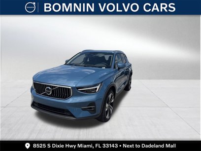 New 2025 Volvo XC40 B5 Ultra