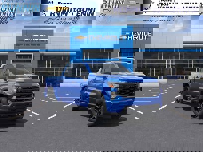 New 2025 Chevrolet Silverado 1500 Custom w/ Turbomax Blackout Package