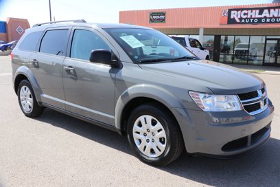 Used 2019 Dodge Journey SE