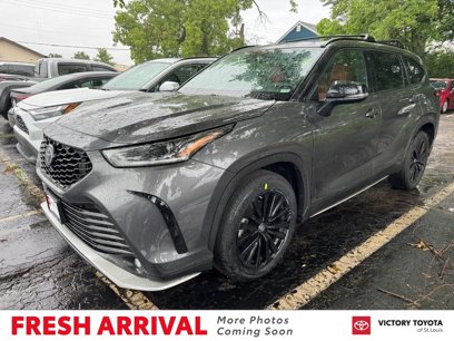 Used 2023 Toyota Highlander XSE