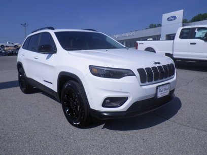Used 2023 Jeep Cherokee Altitude Lux