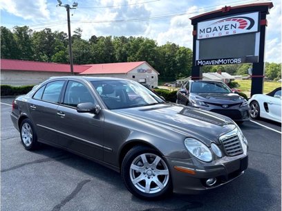 Used 2008 Mercedes-Benz E 320 BlueTEC Sedan w/ Premium Pkg 1