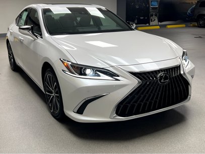New 2025 Lexus ES 350 w/ Premium Package