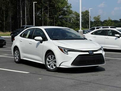 Used 2025 Toyota Corolla LE