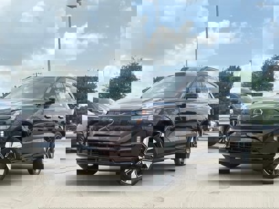New 2025 Volvo EX90 Plus