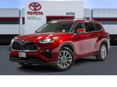 Used 2023 Toyota Highlander Limited