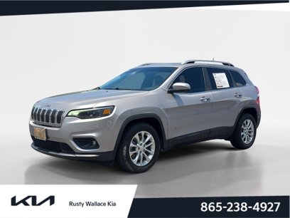 Used 2019 Jeep Cherokee Latitude w/ Popular Appearance Group