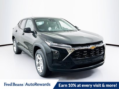 New 2025 Chevrolet Trax LS w/ LS Convenience Package
