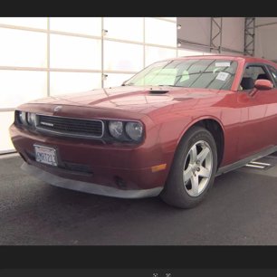 Used 2010 Dodge Challenger SE
