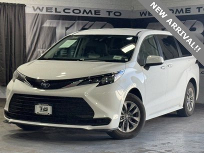 Used 2024 Toyota Sienna LE