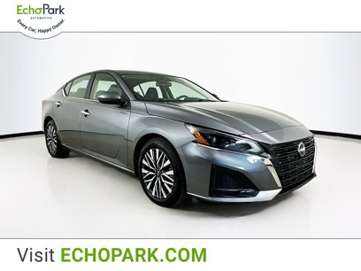 Used 2023 Nissan Altima 2.5 SV