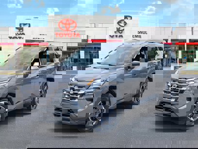Used 2024 Nissan Rogue SV