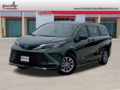 Certified 2025 Toyota Sienna LE