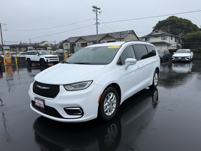 Used 2022 Chrysler Pacifica Touring-L