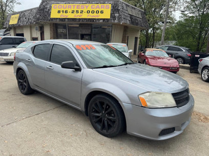 Used 2013 Dodge Avenger SE