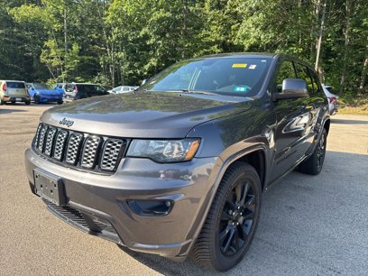 Used 2018 Jeep Grand Cherokee Altitude