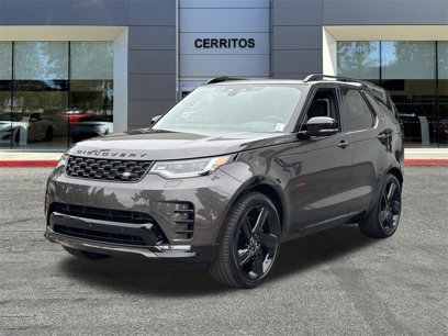 New 2025 Land Rover Discovery Dynamic SE