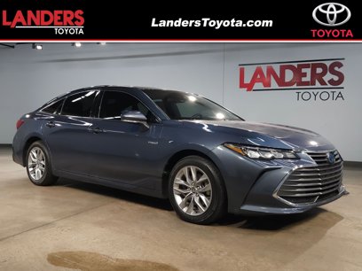 Used 2021 Toyota Avalon XLE w/ Moonroof Package