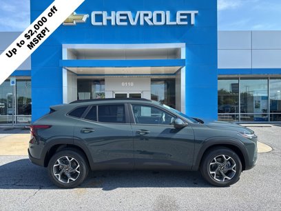 New 2025 Chevrolet Trax LT w/ Driver Confidence Package