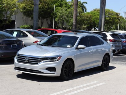 Used 2020 Volkswagen Passat 2.0T SE w/ Sunroof Package