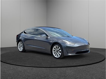 Used 2018 Tesla Model 3 Long Range