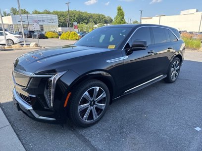 Certified 2025 Cadillac Escalade IQ Luxury 2