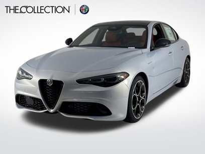 New 2025 Alfa Romeo Giulia Sprint w/ Veloce Package Rwd