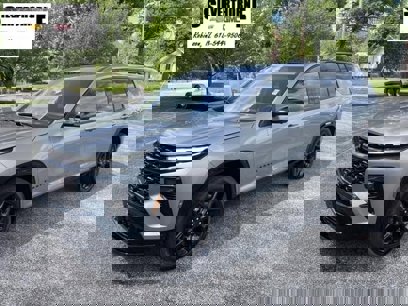 New 2025 Chevrolet Traverse RS