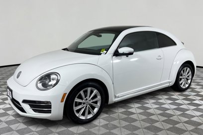 Used 2018 Volkswagen Beetle 2.0T SE