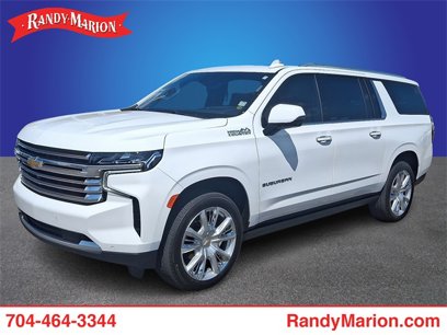 Used 2024 Chevrolet Suburban High Country w/ Premium Package 2