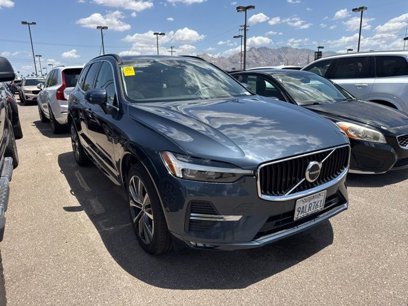 Used 2022 Volvo XC60 B5 Momentum w/ Advanced Package
