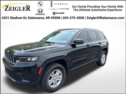 Used 2022 Jeep Grand Cherokee Laredo w/ Luxury Tech Group I