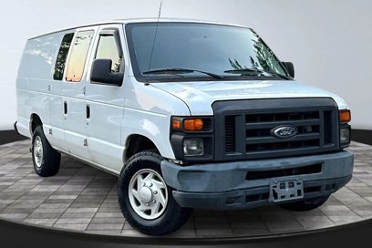 Used 2013 Ford E-250 and Econoline 250 Extended w/ PWR Group