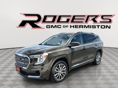 Used 2023 GMC Terrain Denali w/ Denali Premium Package