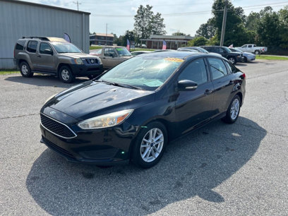 Used 2017 Ford Focus SE
