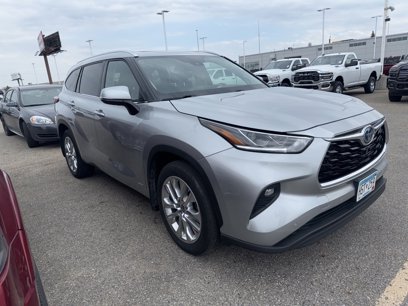 Used 2022 Toyota Highlander Limited