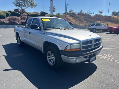 Used 2004 Dodge Dakota Sport w/ Deluxe Convenience Group