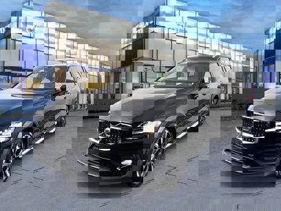 Certified 2023 Volvo V60 B5 Cross Country Ultimate w/ Climate Package