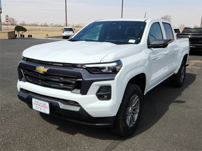 New 2025 Chevrolet Colorado LT w/ LT Convenience Package