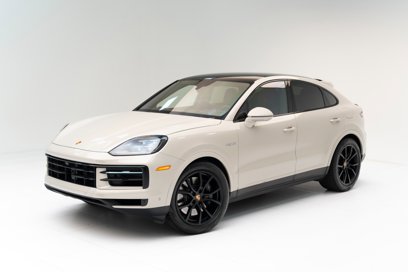 Certified 2025 Porsche Cayenne S