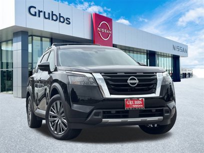 New 2025 Nissan Pathfinder SL w/ SL Premium Package