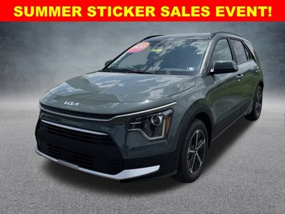 New 2025 Kia Niro EX